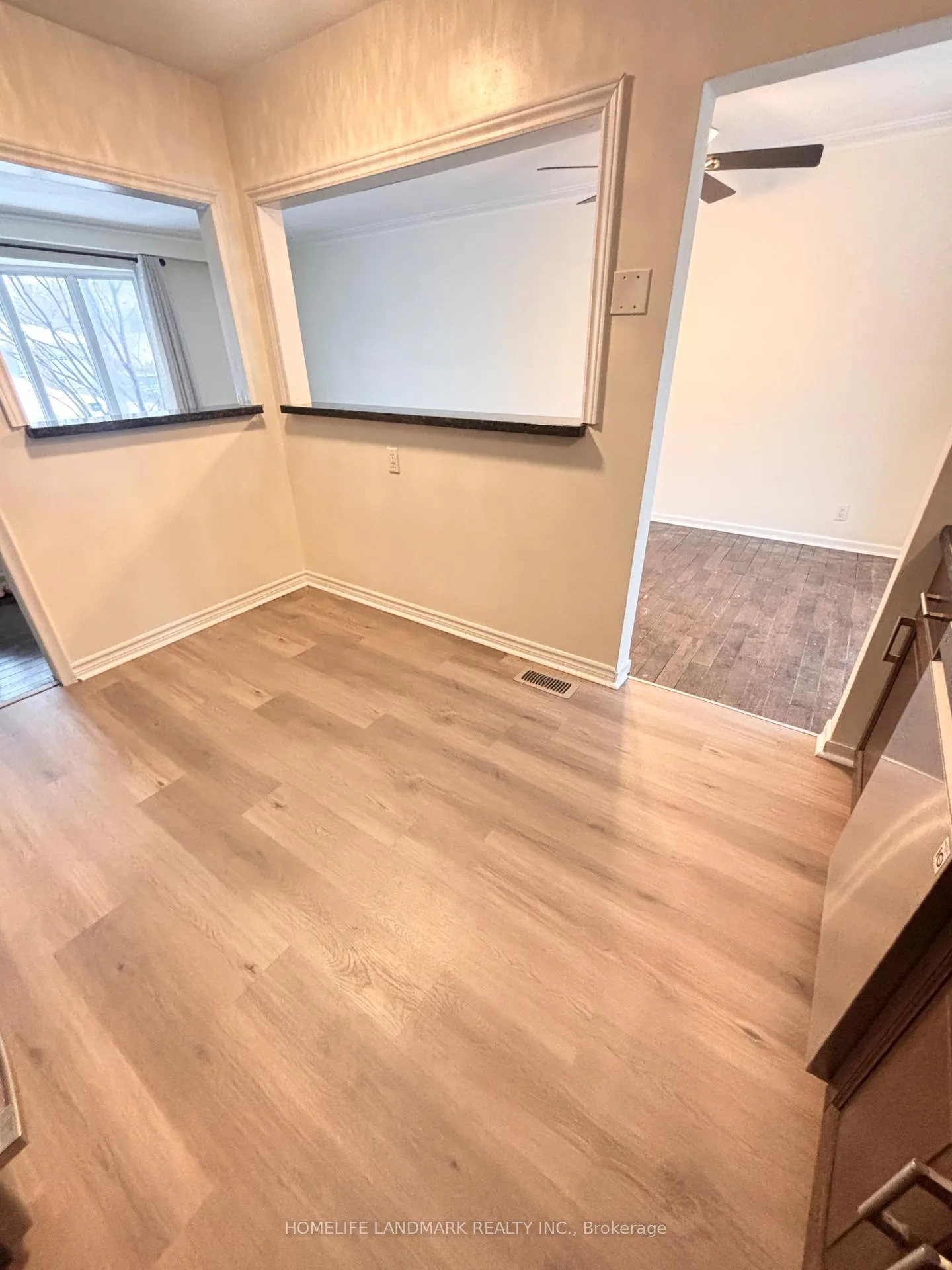 Photo 14 of 27 Arrowflight Drive, Markham, Bullock — HOMEH