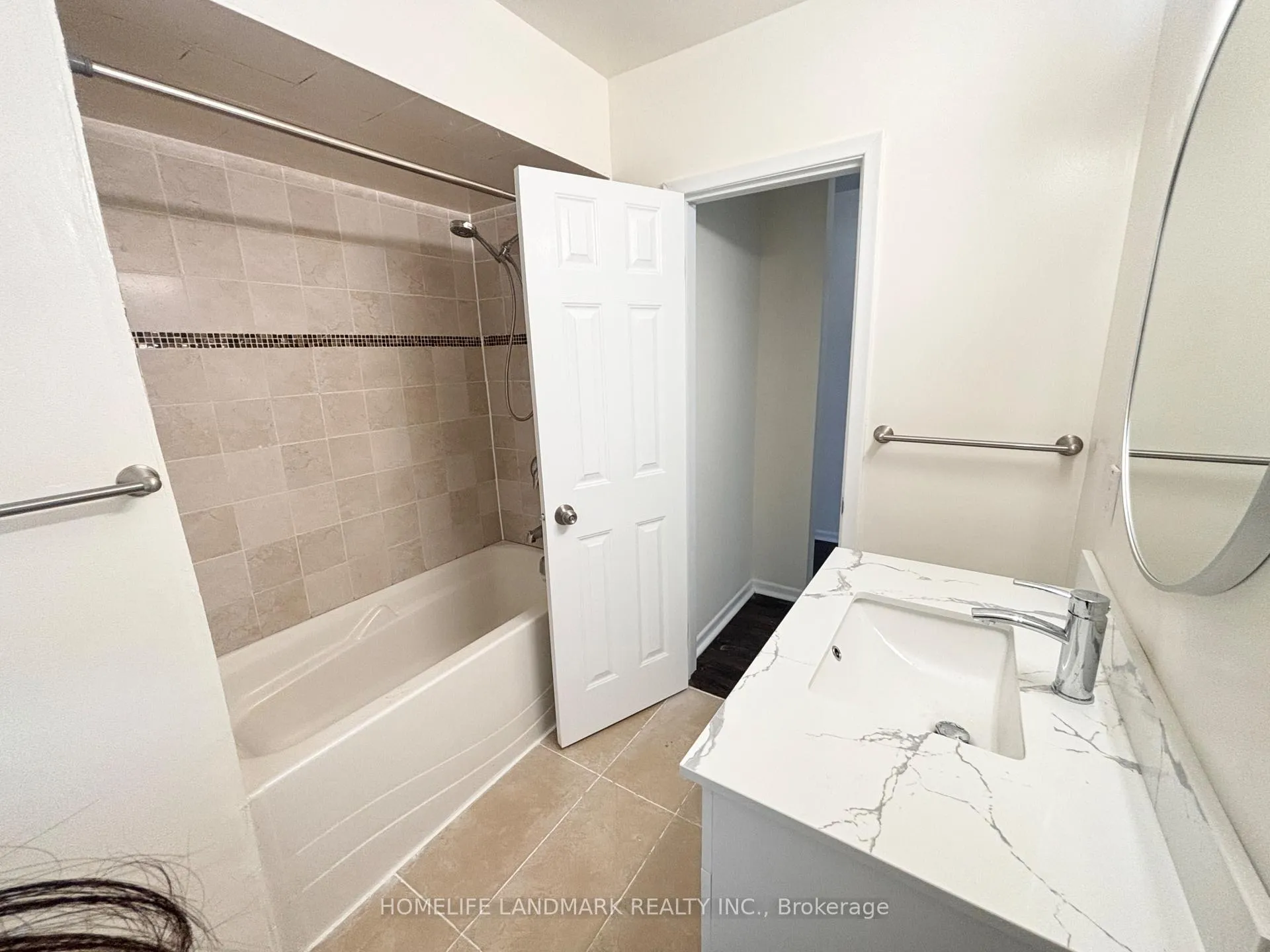 Photo 16 of 27 Arrowflight Drive, Markham, Bullock — HOMEH
