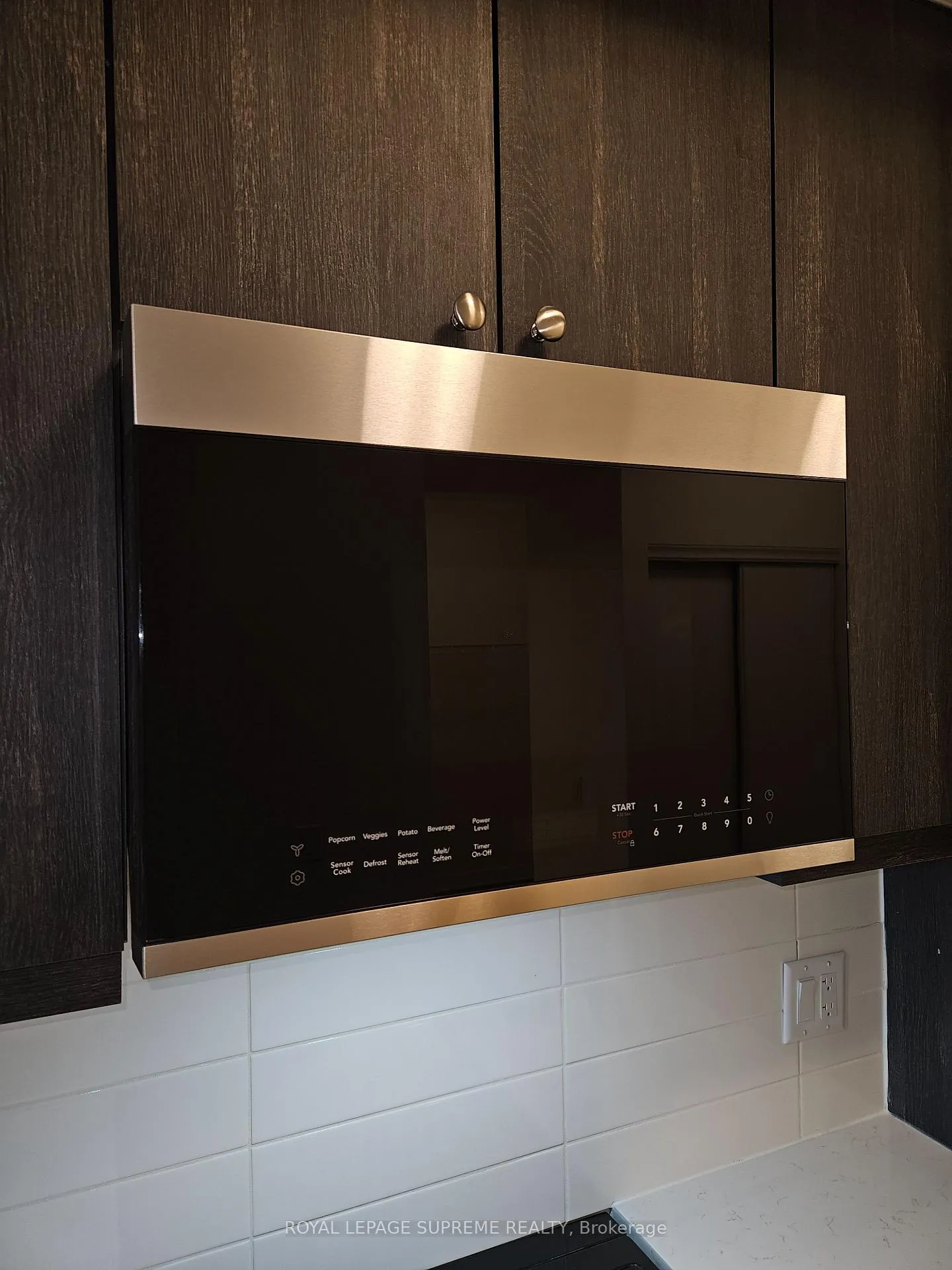 Photo 7 of Unit 420, 51 Clarington Boulevard, Clarington, Bowmanville — HOMEH