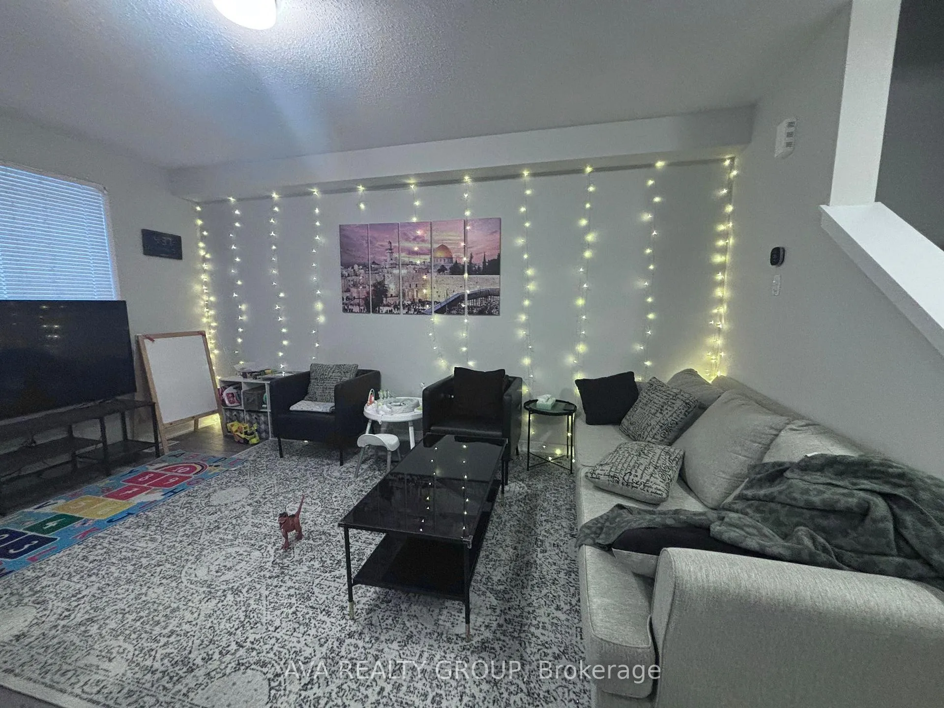 Photo 7 of 517 Brigatine Avenue, Ottawa, Stittsville (North) — HOMEH