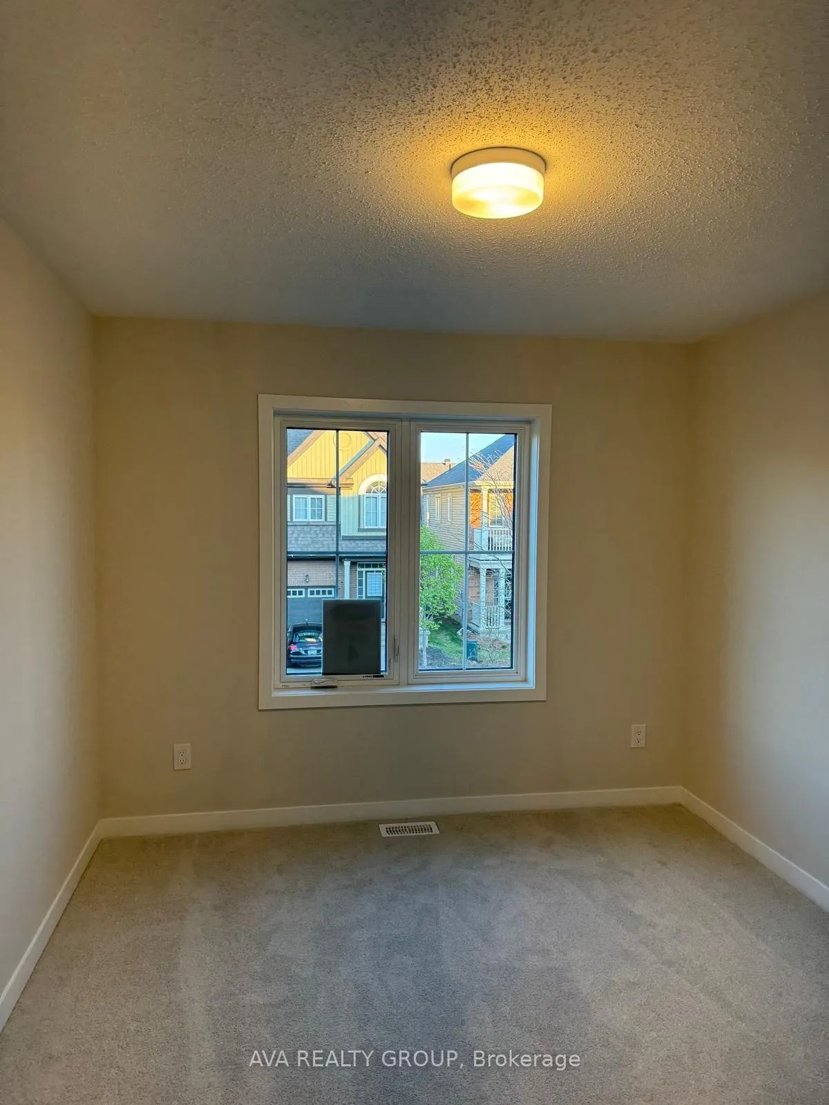 Photo 16 of 517 Brigatine Avenue, Ottawa, Stittsville (North) — HOMEH