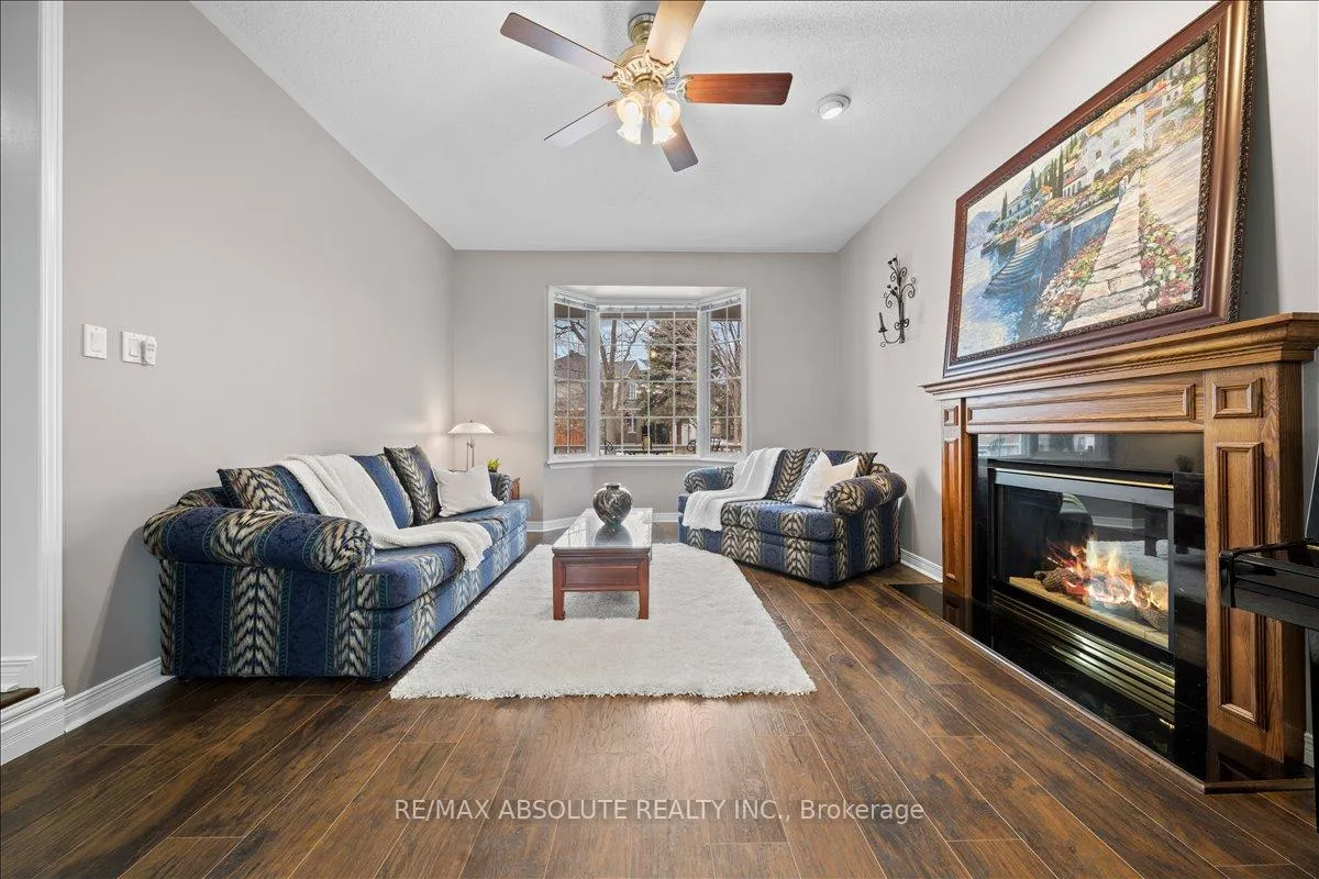 Photo 7 of 72 Kenins Crescent, Ottawa, Kanata - Kanata Lakes/Heritage Hills — HOMEH