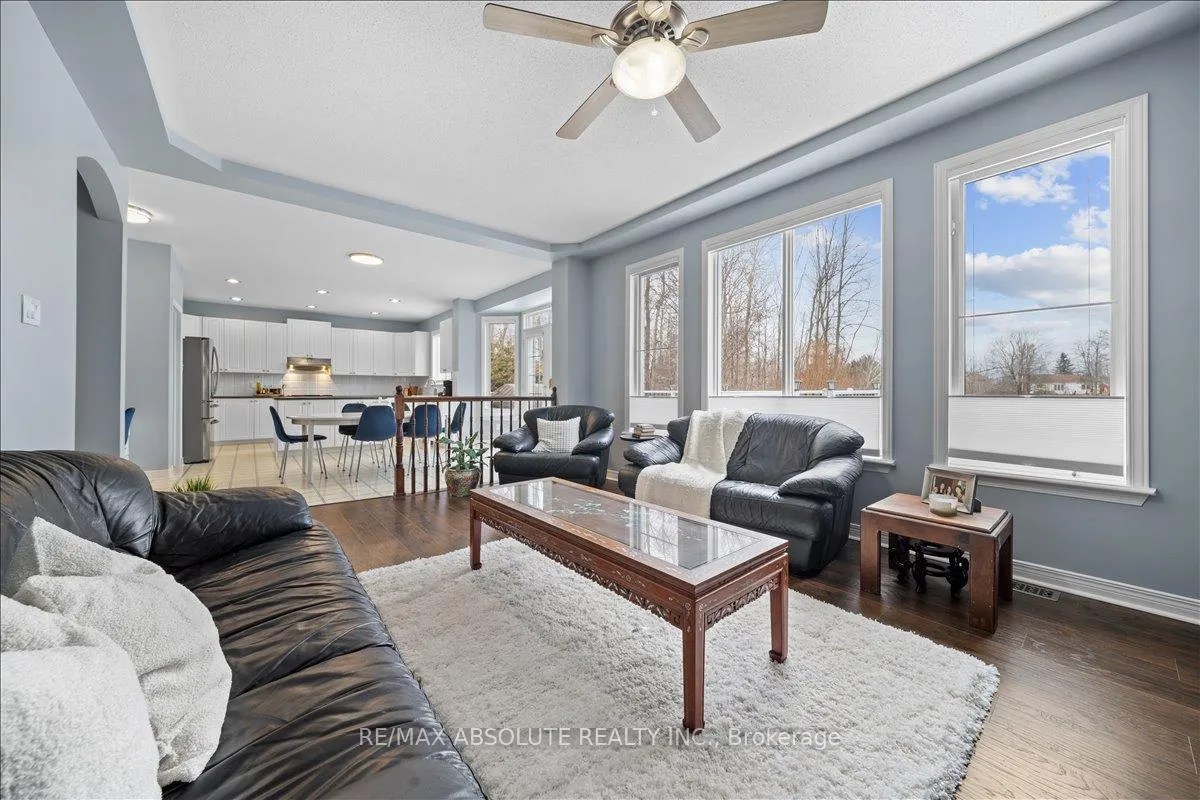 Photo 13 of 72 Kenins Crescent, Ottawa, Kanata - Kanata Lakes/Heritage Hills — HOMEH