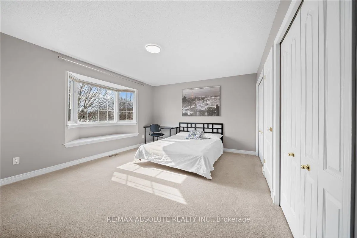 Photo 31 of 72 Kenins Crescent, Ottawa, Kanata - Kanata Lakes/Heritage Hills — HOMEH