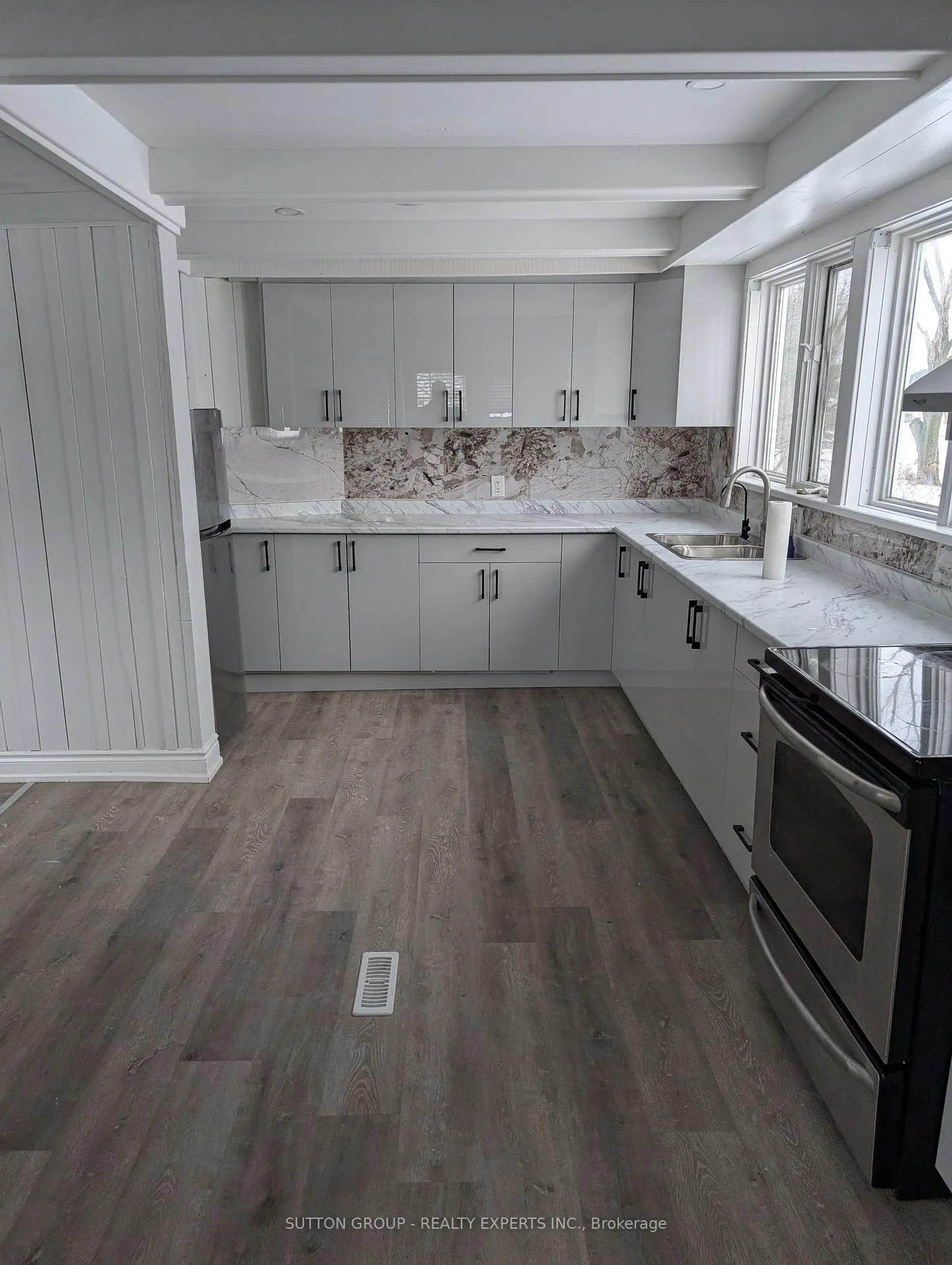 Photo 10 of 2637 Lower Base Line W, Milton, Rural Trafalgar — HOMEH
