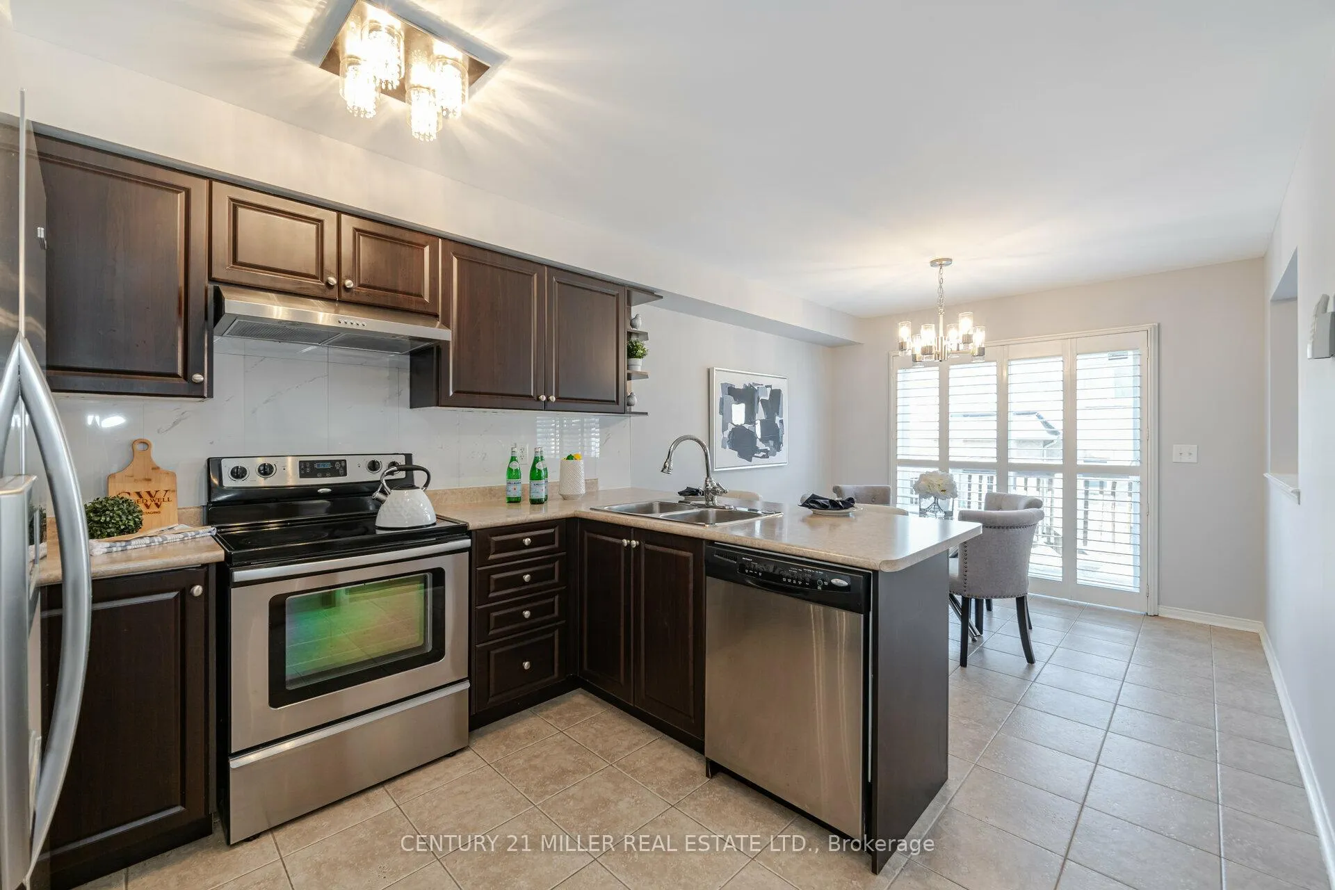 Photo 9 of 3358 Mikalda Road, Burlington, Alton — HOMEH