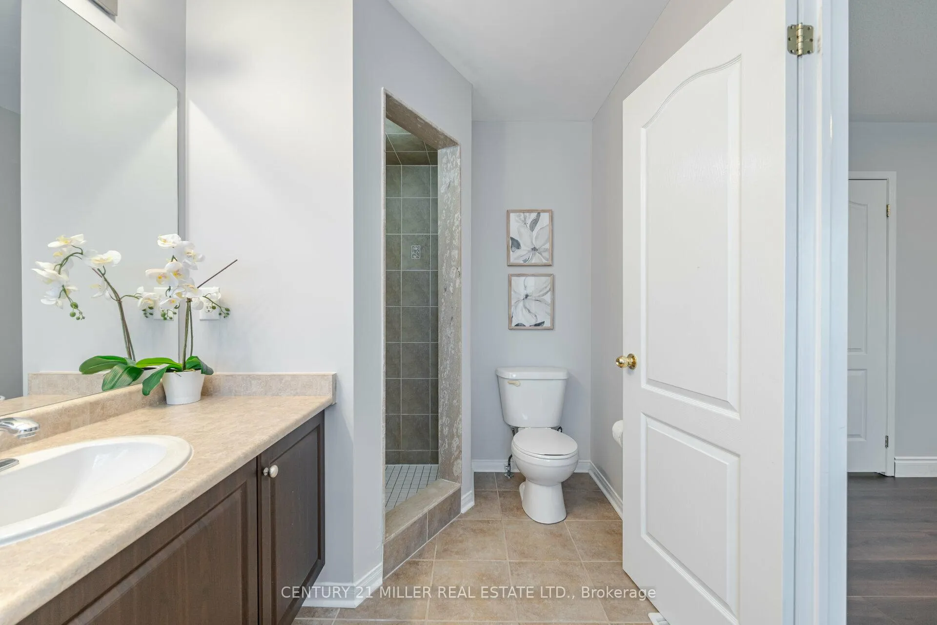 Photo 28 of 3358 Mikalda Road, Burlington, Alton — HOMEH