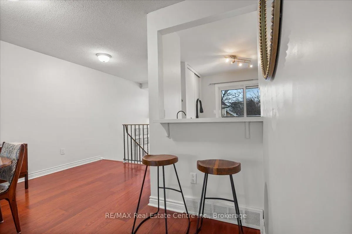 Photo 13 of 205 Highland Crescent, Kitchener — HOMEH