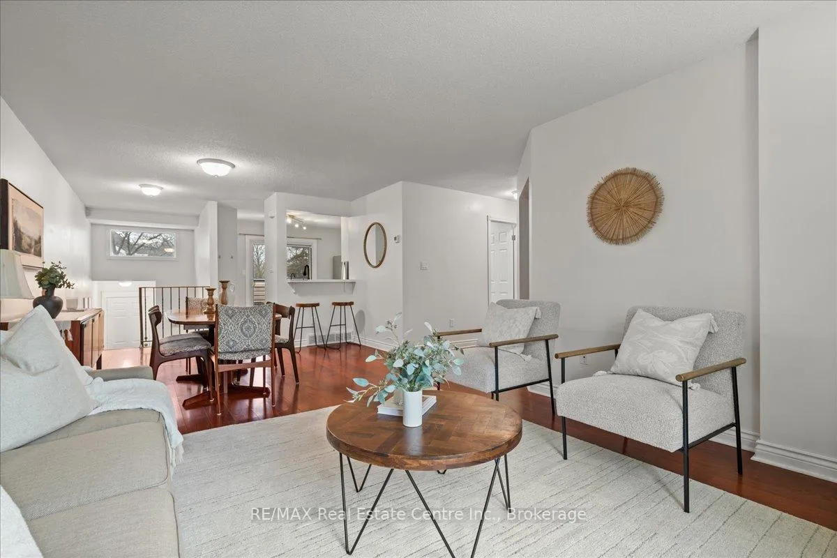 Photo 16 of 205 Highland Crescent, Kitchener — HOMEH