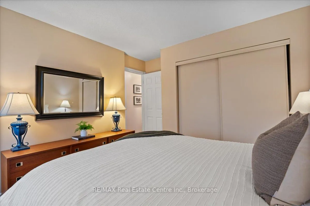 Photo 24 of 205 Highland Crescent, Kitchener — HOMEH