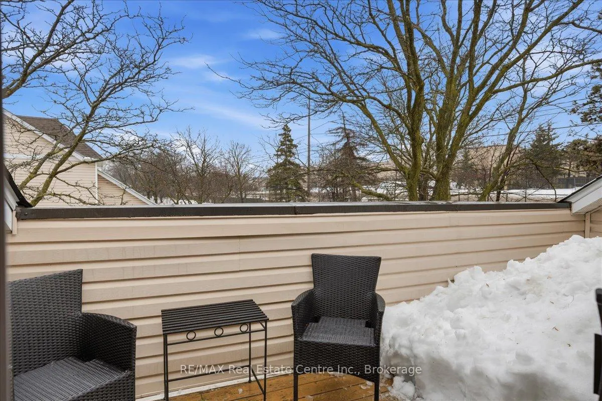 Photo 32 of 205 Highland Crescent, Kitchener — HOMEH
