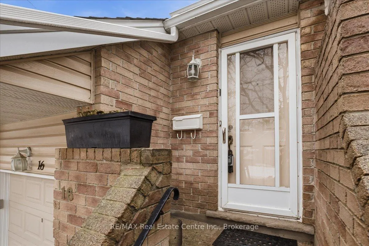 Photo 42 of 205 Highland Crescent, Kitchener — HOMEH