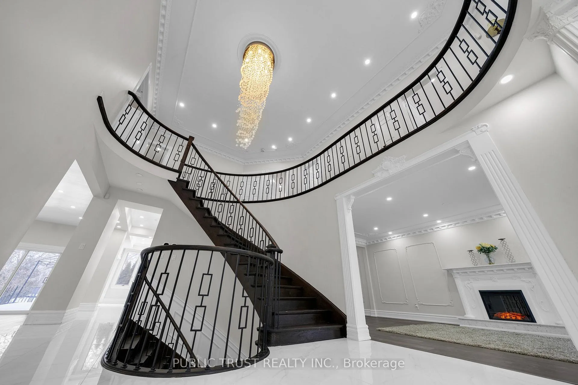 Photo 10 of 12 Ridgevale Drive, Markham, Box Grove — HOMEH