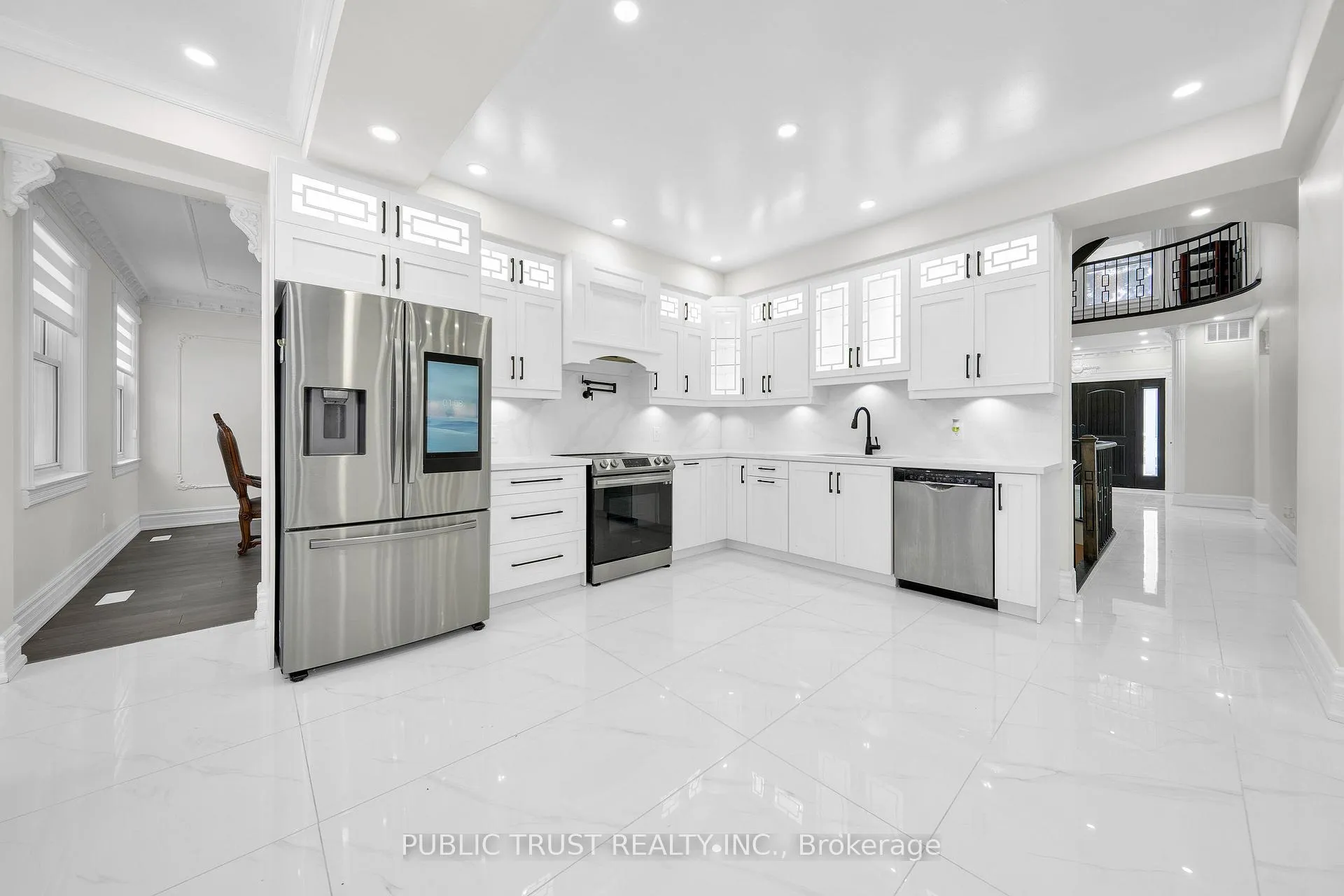 Photo 16 of 12 Ridgevale Drive, Markham, Box Grove — HOMEH