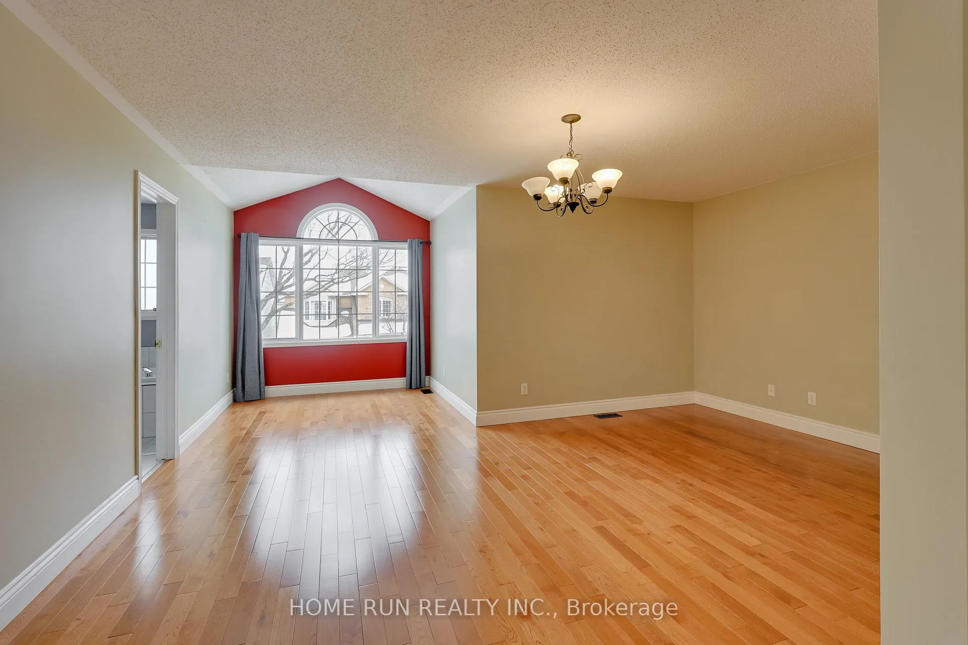 Photo 23 of 11 Westmeath Crescent, Ottawa, Kanata - Morgan's Grant/South March — HOMEH