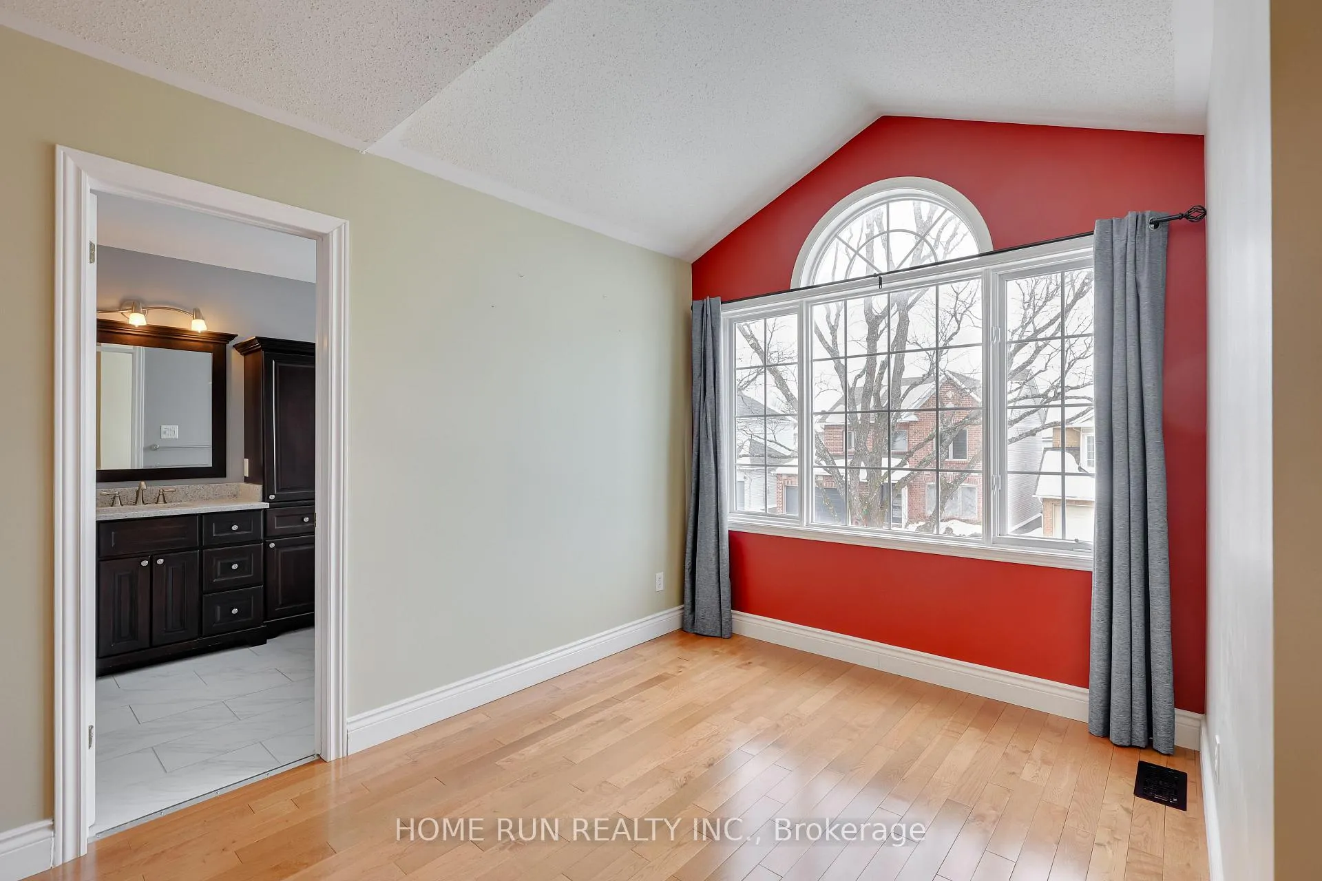 Photo 24 of 11 Westmeath Crescent, Ottawa, Kanata - Morgan's Grant/South March — HOMEH