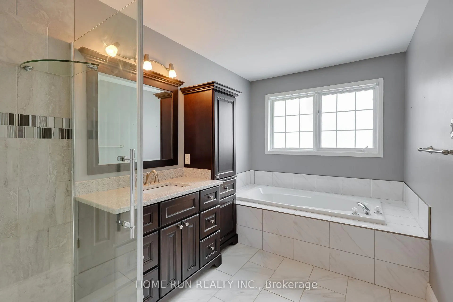 Photo 26 of 11 Westmeath Crescent, Ottawa, Kanata - Morgan's Grant/South March — HOMEH