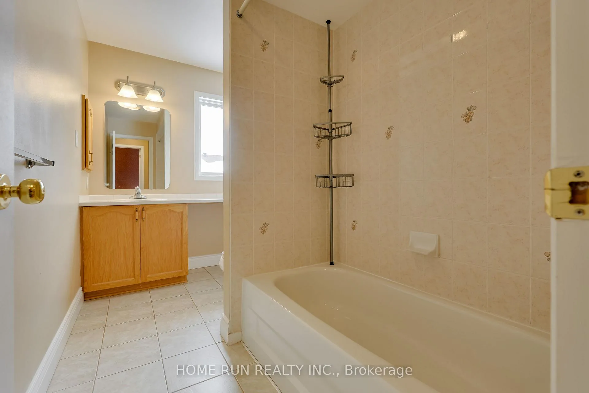 Photo 35 of 11 Westmeath Crescent, Ottawa, Kanata - Morgan's Grant/South March — HOMEH