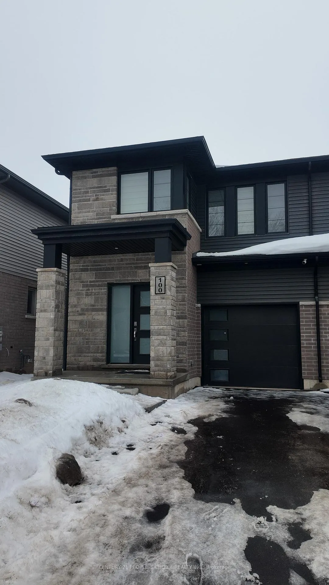 Front of 100 Willson Drive N