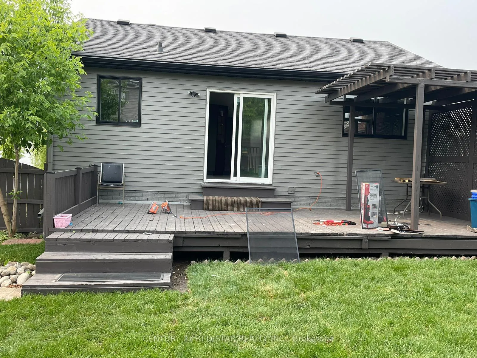 Photo 2 of 134 Bankside Drive, Kitchener — HOMEH