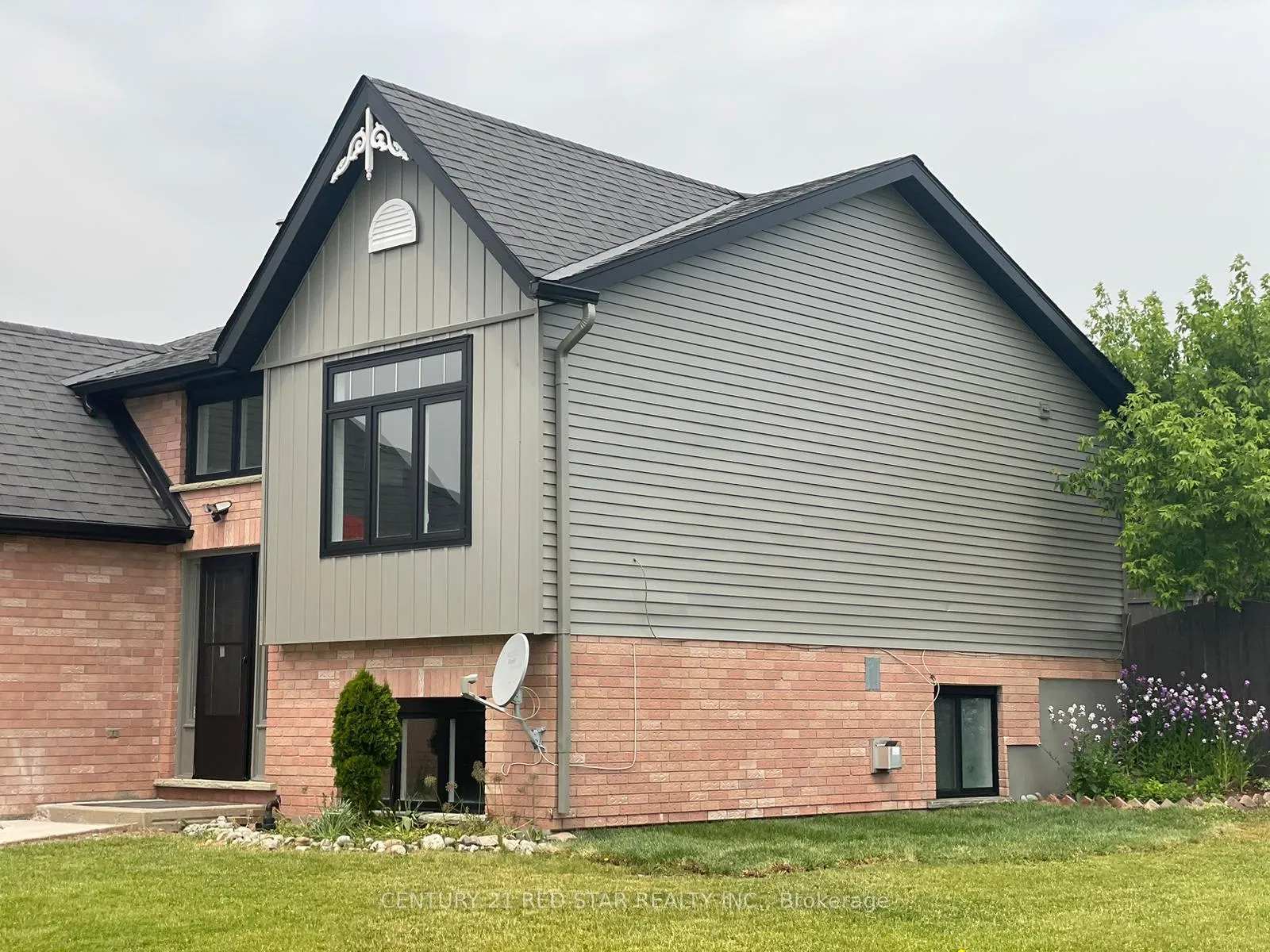 Photo 6 of 134 Bankside Drive, Kitchener — HOMEH