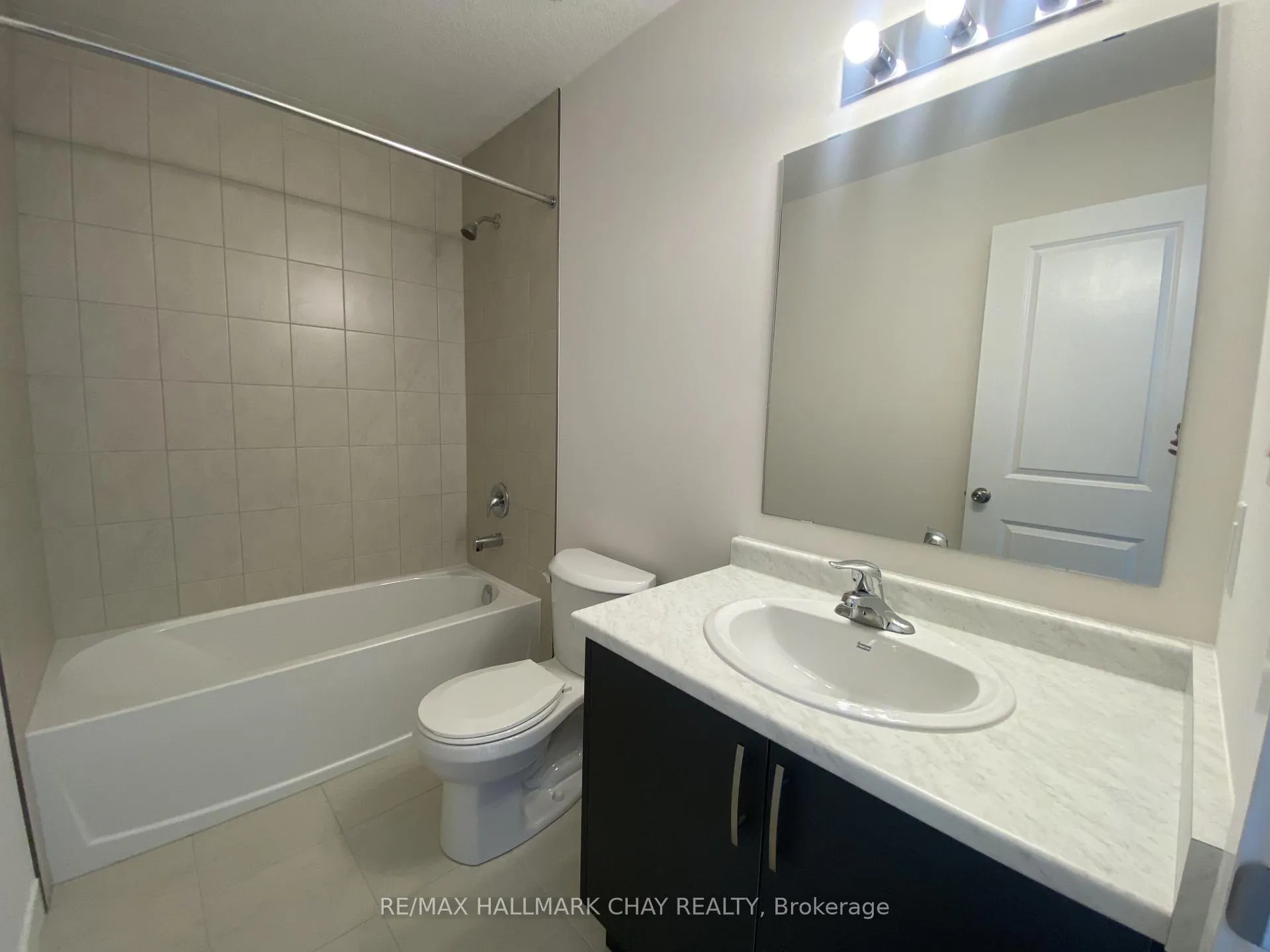 Photo 9 of 14 Strath Crescent, Springwater, Elmvale — HOMEH