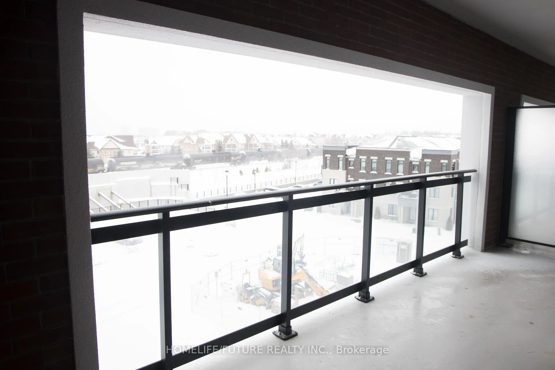 Photo 9 of Unit 426, 51 Clarington Boulevard, Clarington, Bowmanville — HOMEH