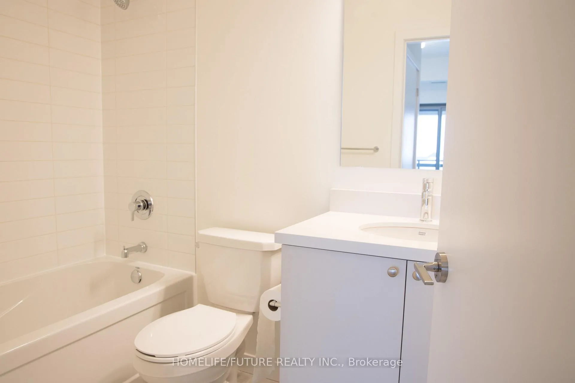 Photo 12 of Unit 426, 51 Clarington Boulevard, Clarington, Bowmanville — HOMEH