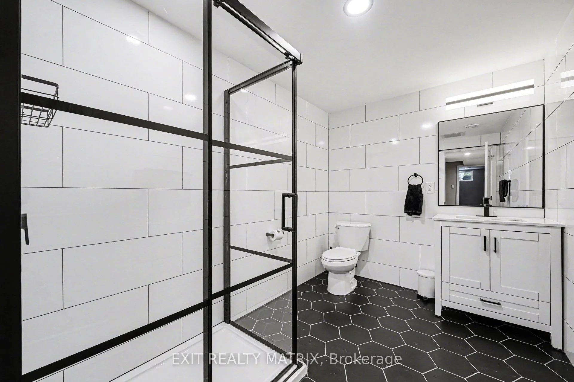Photo 9 of 72 Asselin Street, The Nation, Limoges — HOMEH