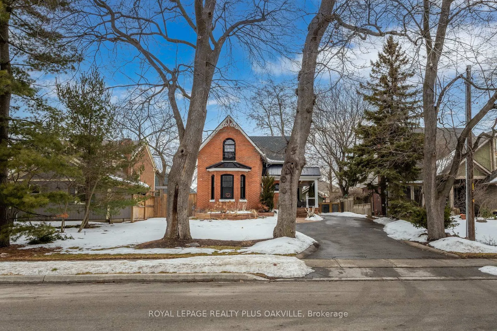 Photo 2 of 1161 Lockhart Road, Burlington, Brant — HOMEH