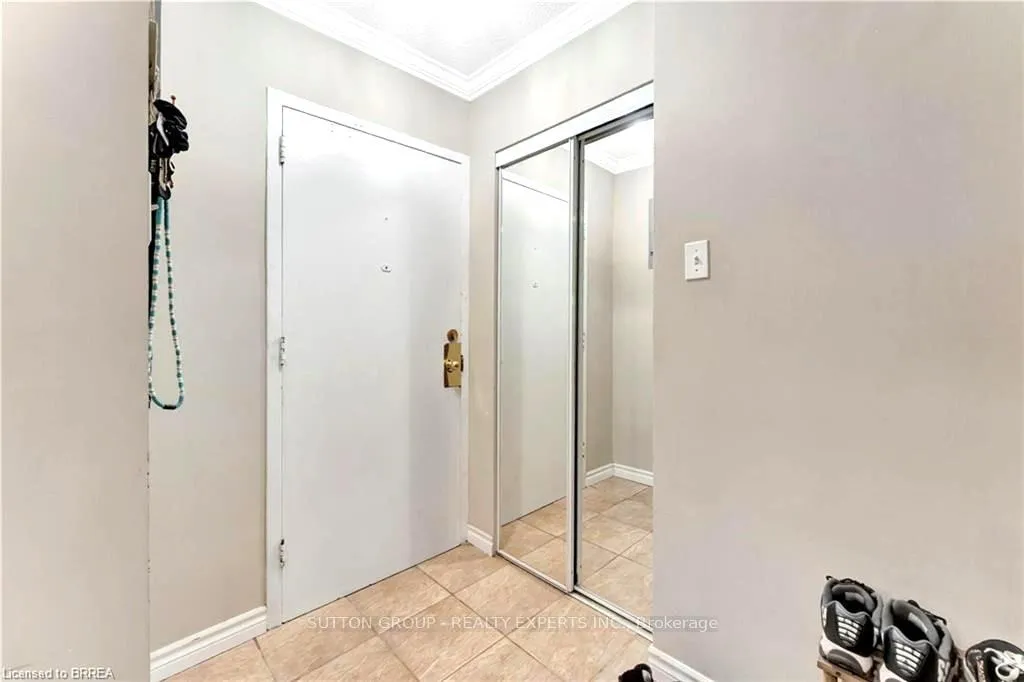 Photo 5 of Unit 18, 612 Grey Street, Brantford — HOMEH