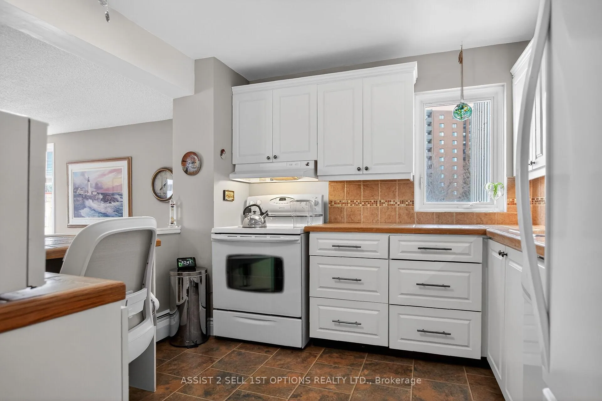 Photo 5 of Unit 103, 1081 Ambleside Drive, Ottawa, Woodroffe — HOMEH