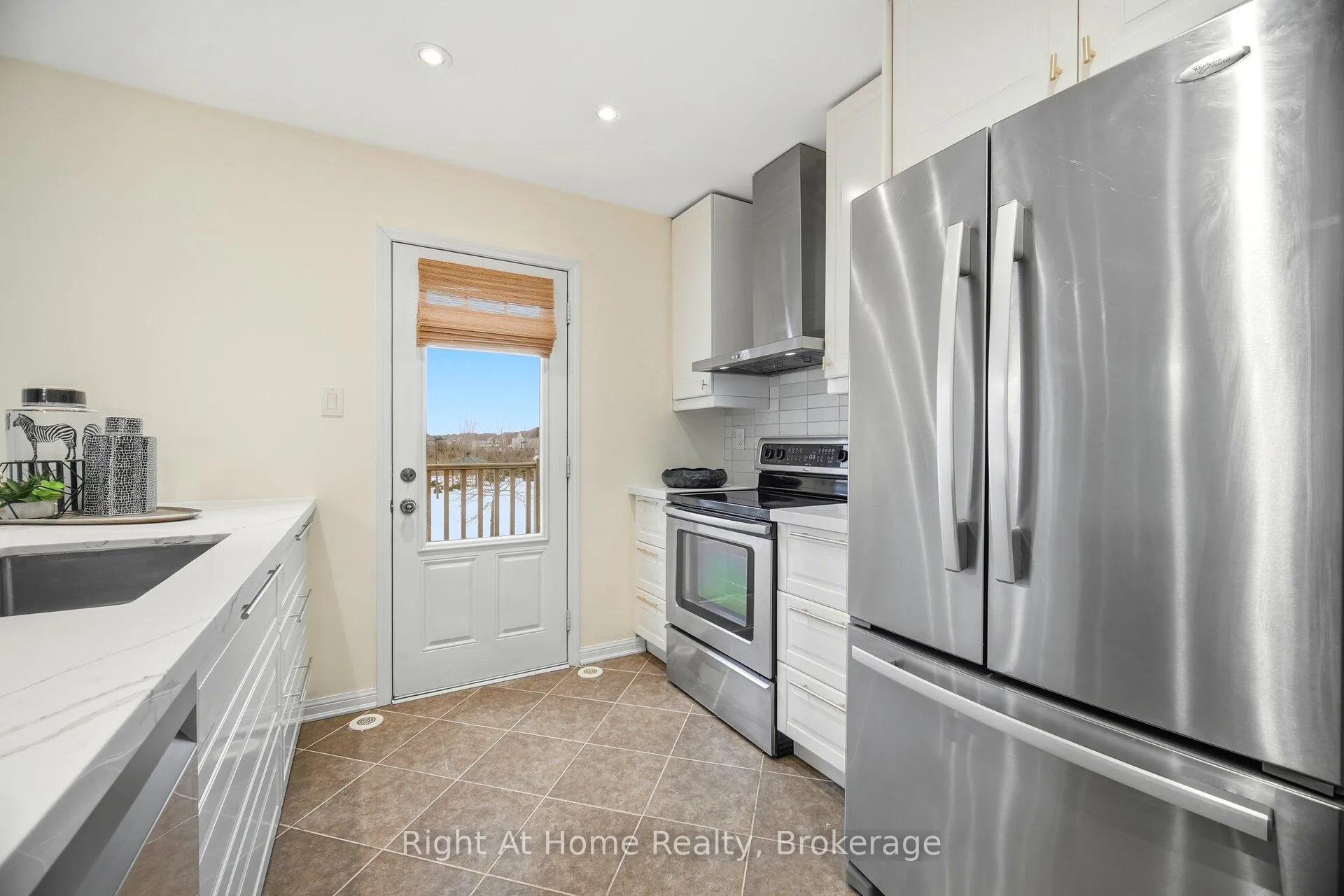 Photo 17 of 387 Cavanagh Lane, Milton, Willmott — HOMEH
