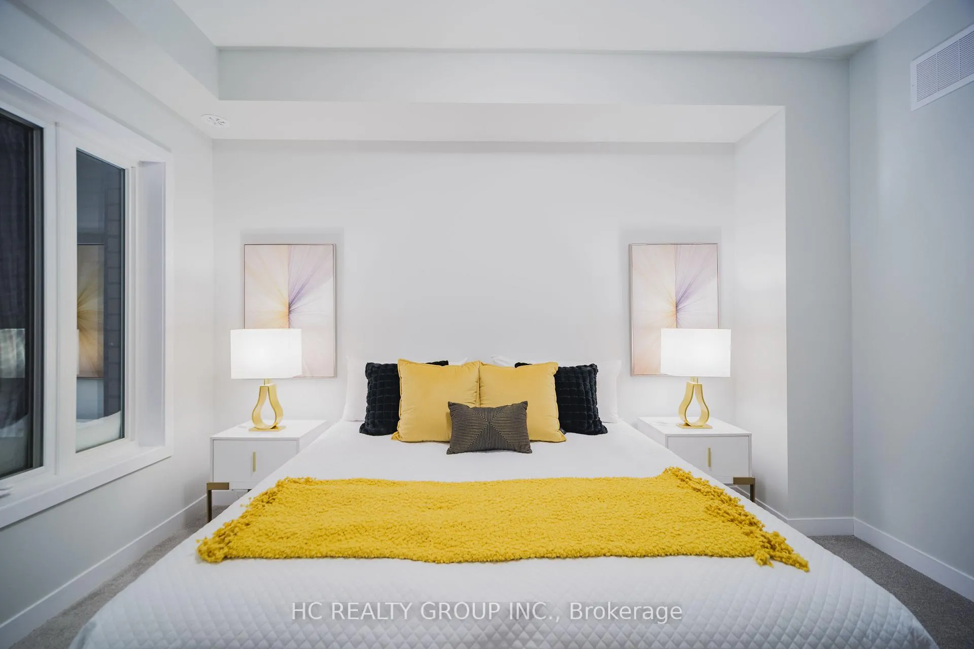 Photo 15 of 46 York Downs Boulevard, Markham, Angus Glen — HOMEH