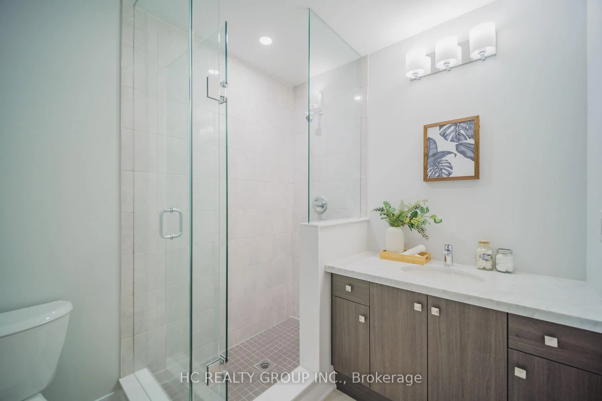 Photo 17 of 46 York Downs Boulevard, Markham, Angus Glen — HOMEH