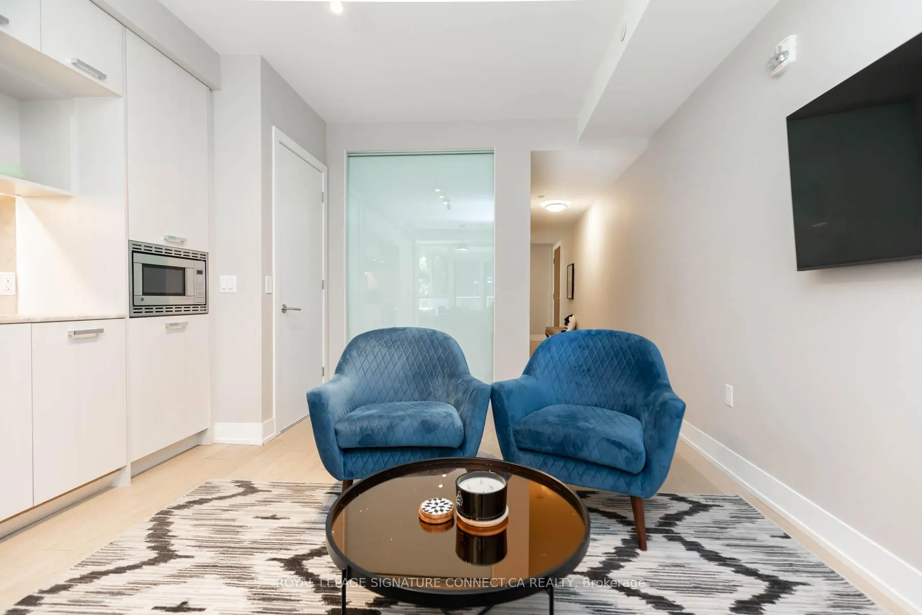 Photo 7 of Unit 207, 1331 Queen Street E, Toronto, Greenwood-Coxwell — HOMEH