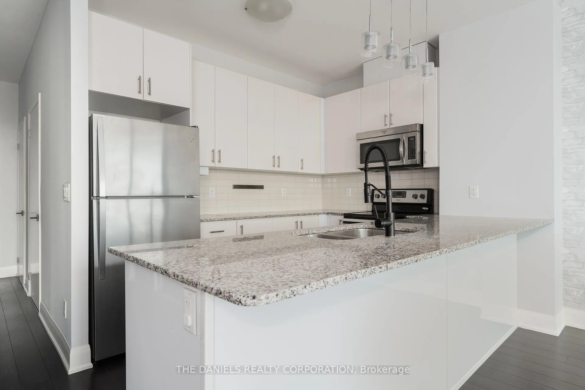 Photo 10 of Unit 502, 2900 Highway 7, Vaughan, Concord — HOMEH