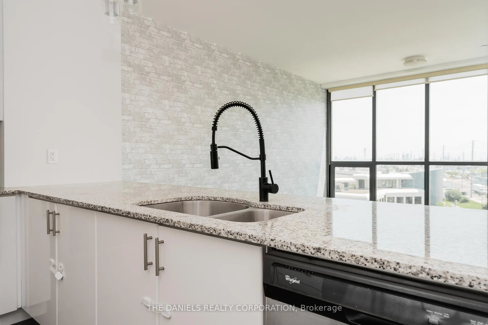 Photo 13 of Unit 502, 2900 Highway 7, Vaughan, Concord — HOMEH