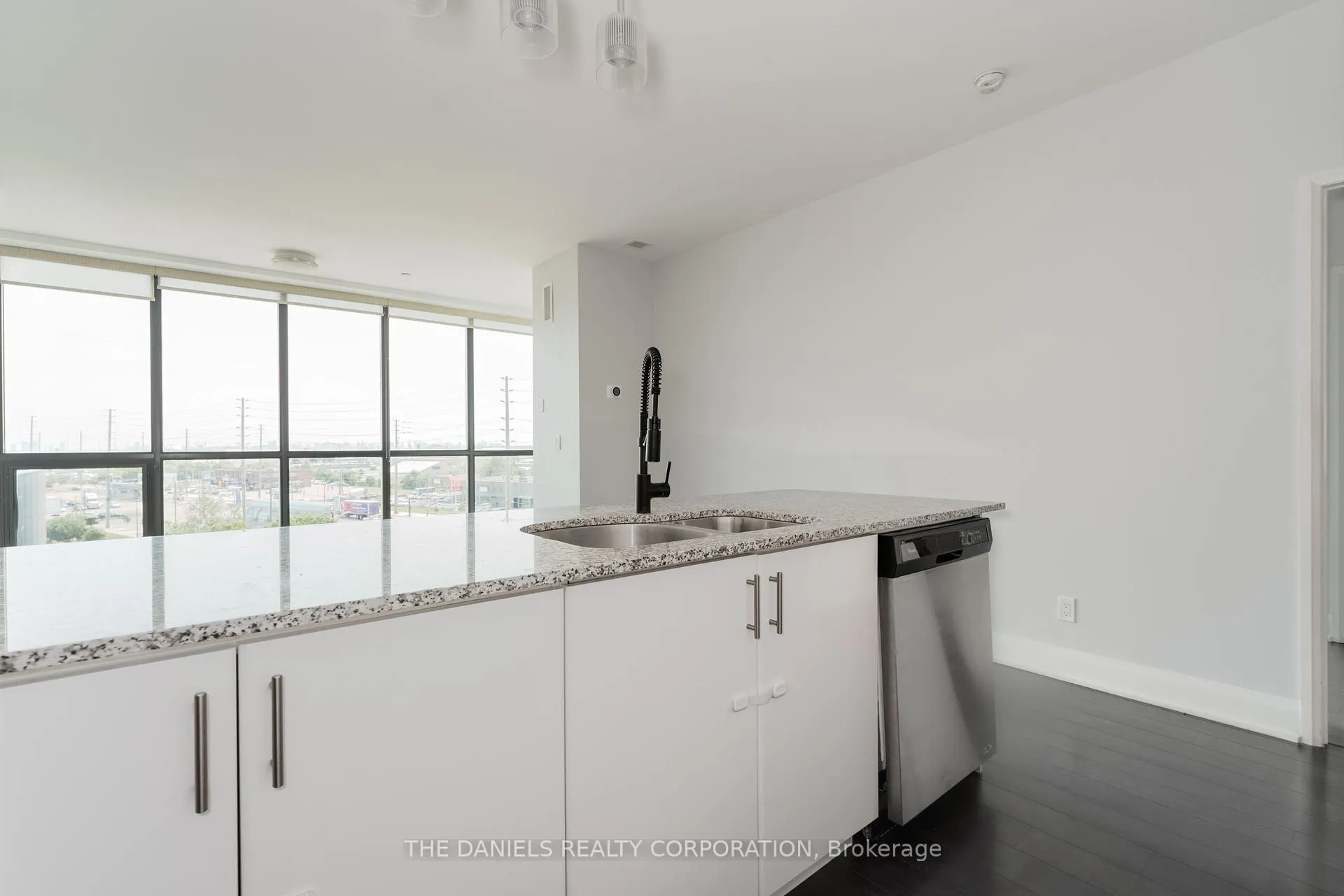 Photo 15 of Unit 502, 2900 Highway 7, Vaughan, Concord — HOMEH