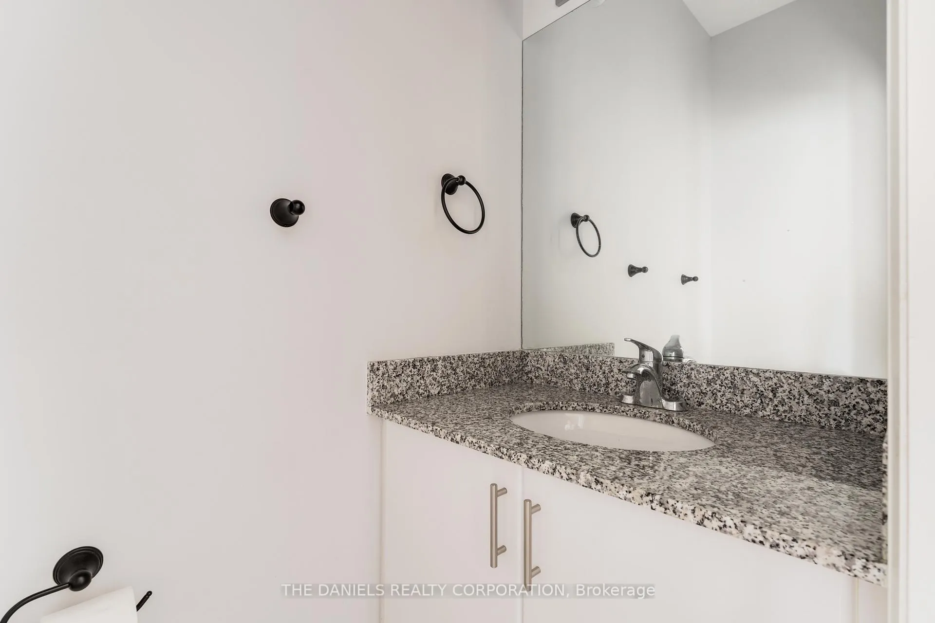 Photo 31 of Unit 502, 2900 Highway 7, Vaughan, Concord — HOMEH