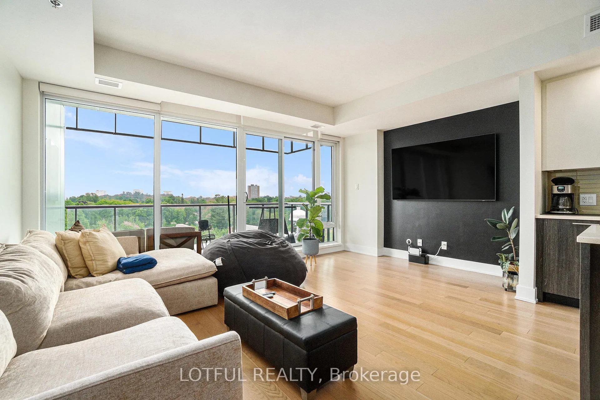 Photo 7 of Unit 701, 98 Richmond Road, Ottawa, Westboro/Hampton Park — HOMEH