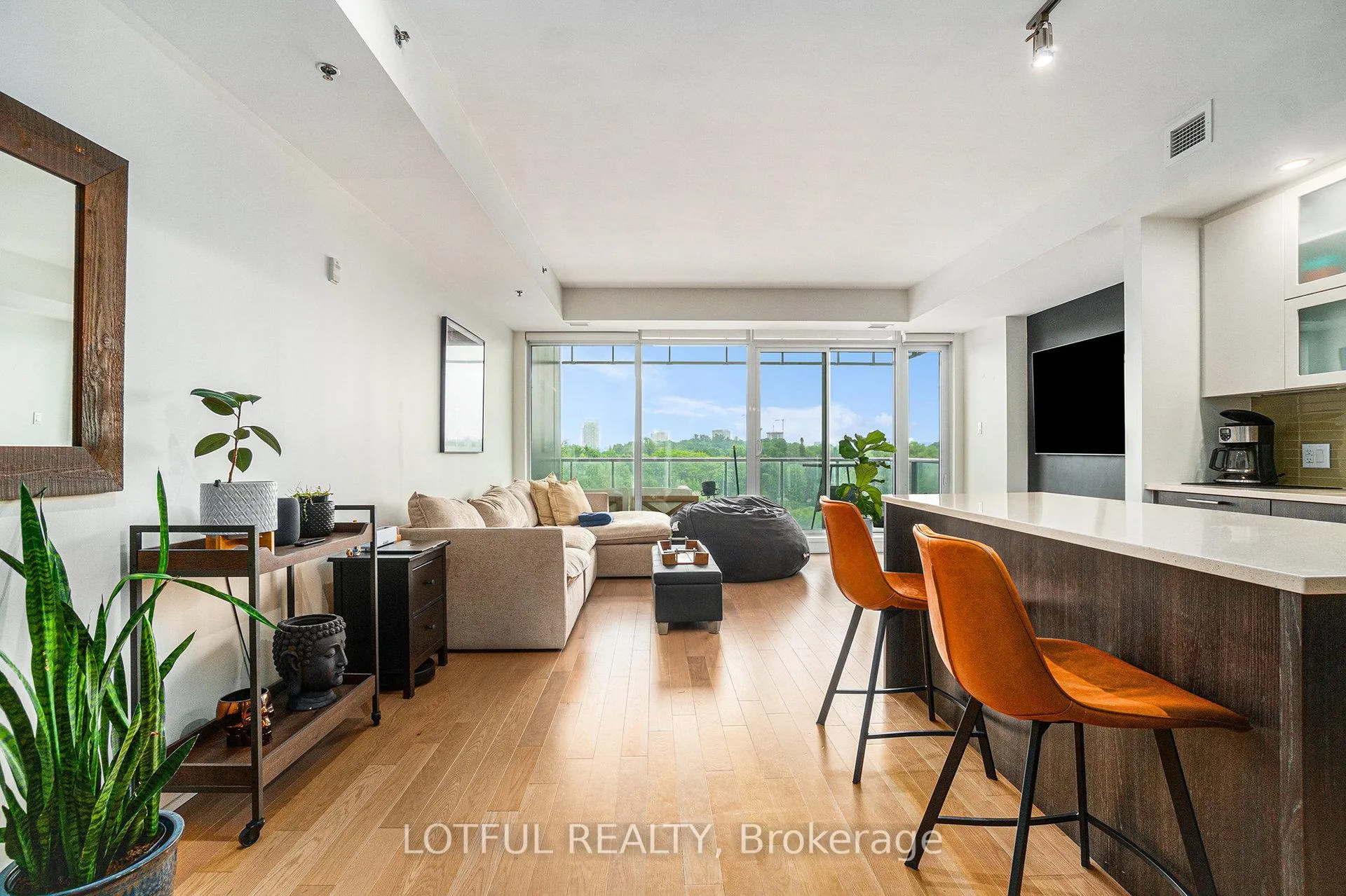 Photo 10 of Unit 701, 98 Richmond Road, Ottawa, Westboro/Hampton Park — HOMEH