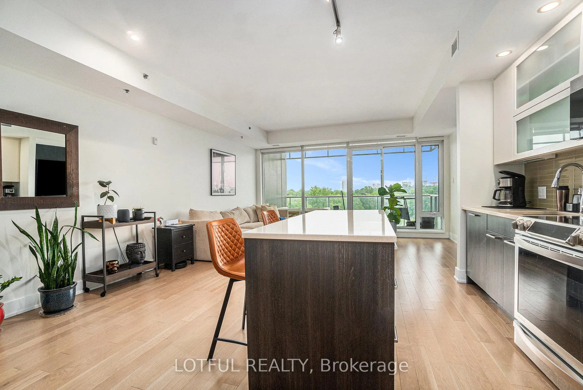 Photo 11 of Unit 701, 98 Richmond Road, Ottawa, Westboro/Hampton Park — HOMEH