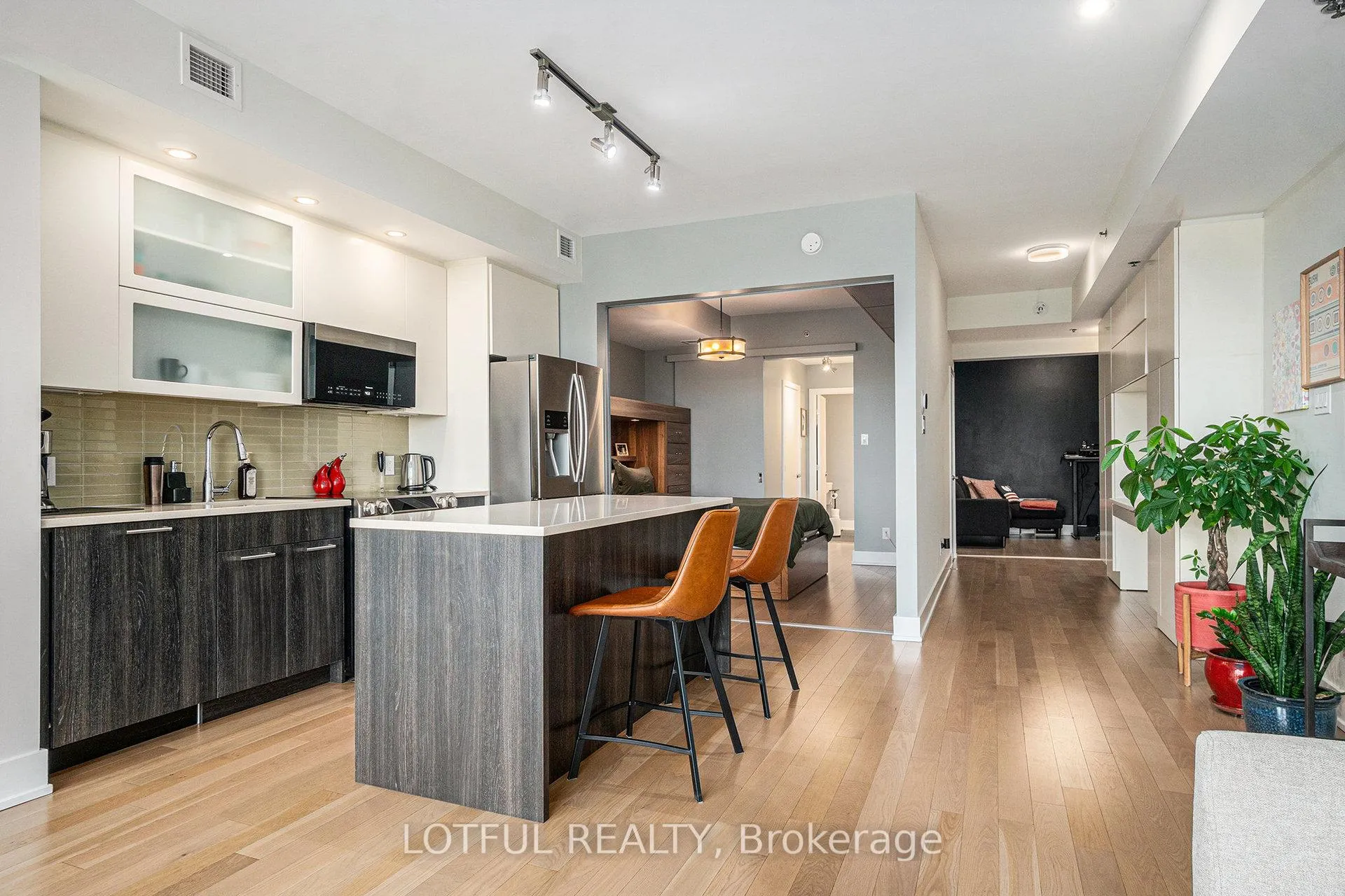 Photo 13 of Unit 701, 98 Richmond Road, Ottawa, Westboro/Hampton Park — HOMEH