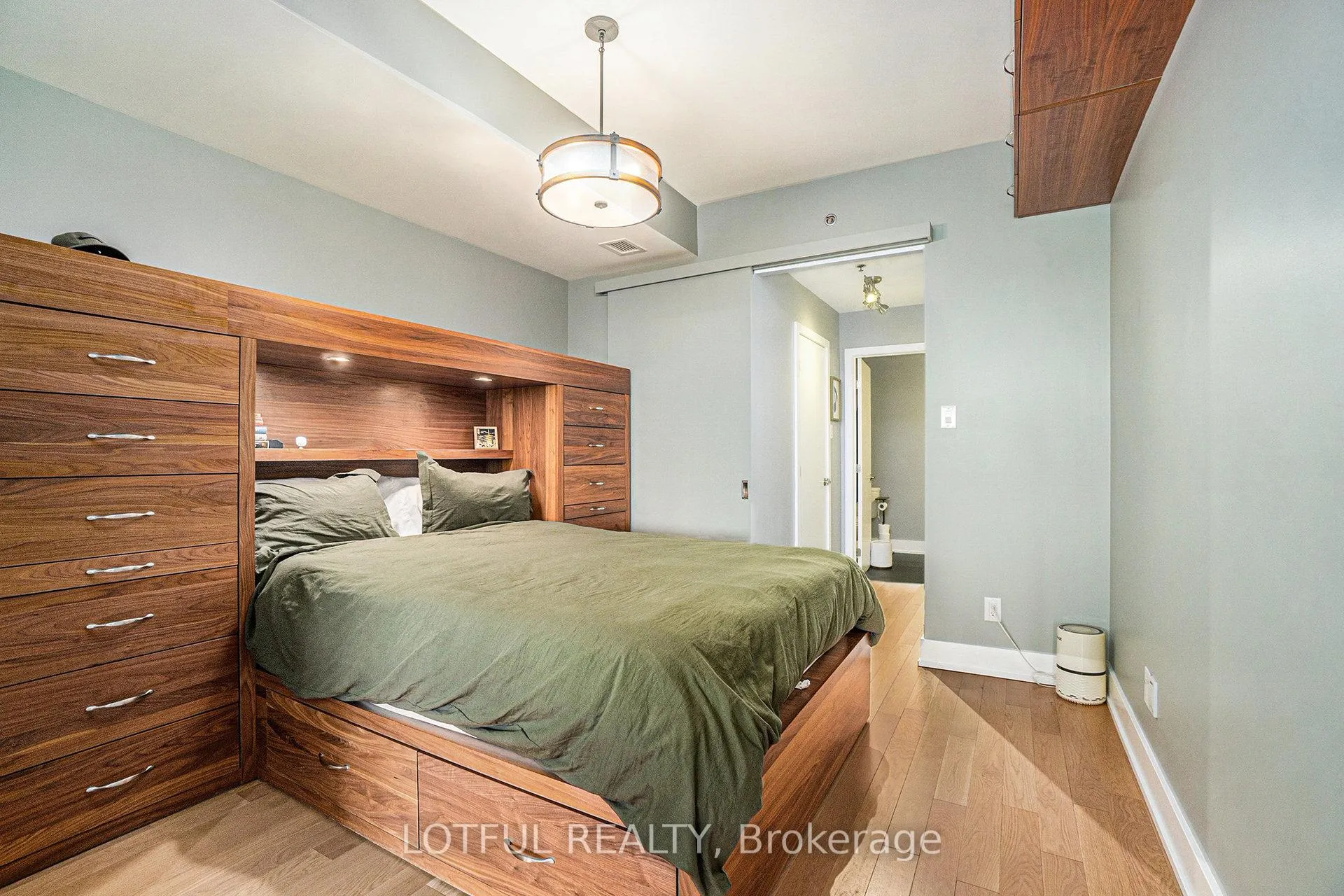 Photo 19 of Unit 701, 98 Richmond Road, Ottawa, Westboro/Hampton Park — HOMEH