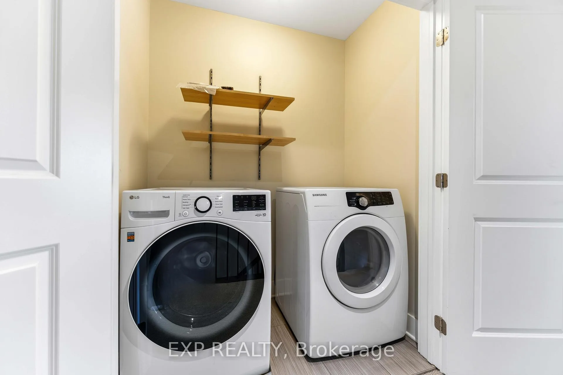 Photo 27 of 152 Rivington Street, Ottawa, Carp — HOMEH