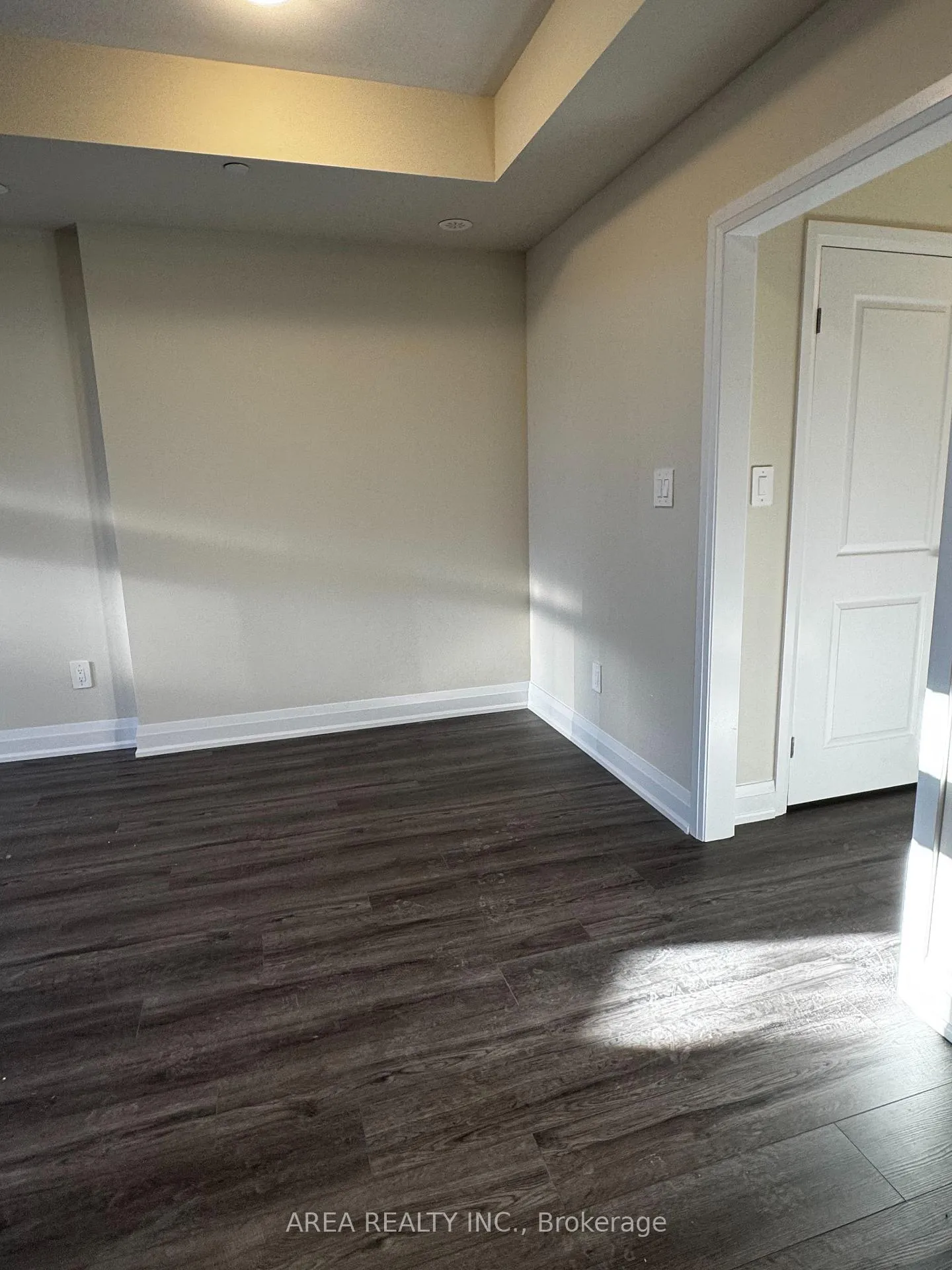 Photo 5 of Unit 125, 1565 Rose Way, Milton, Cobban — HOMEH