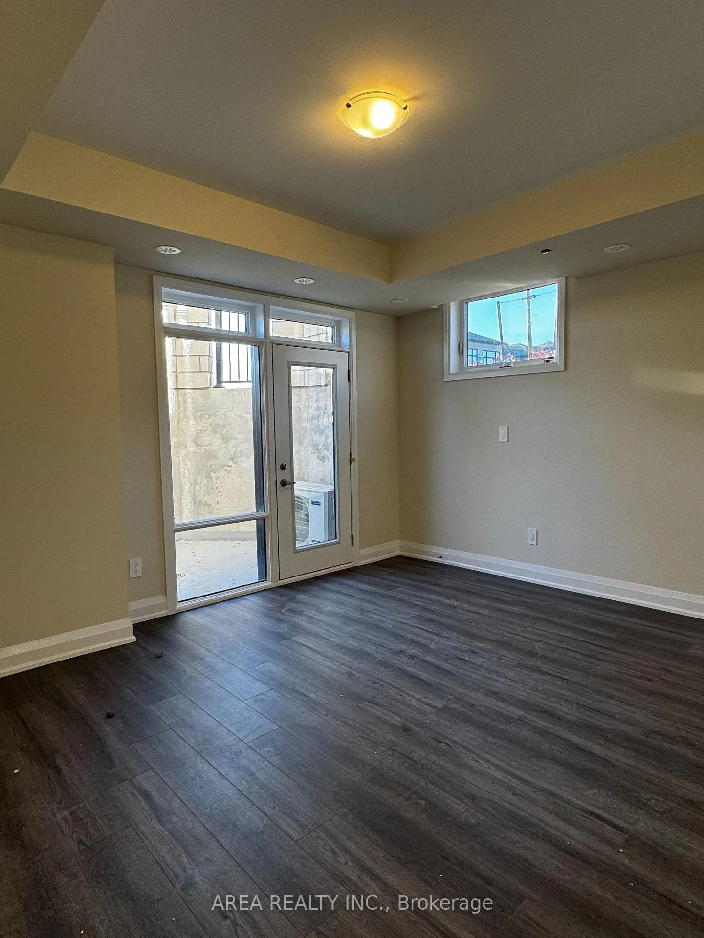 Photo 7 of Unit 125, 1565 Rose Way, Milton, Cobban — HOMEH