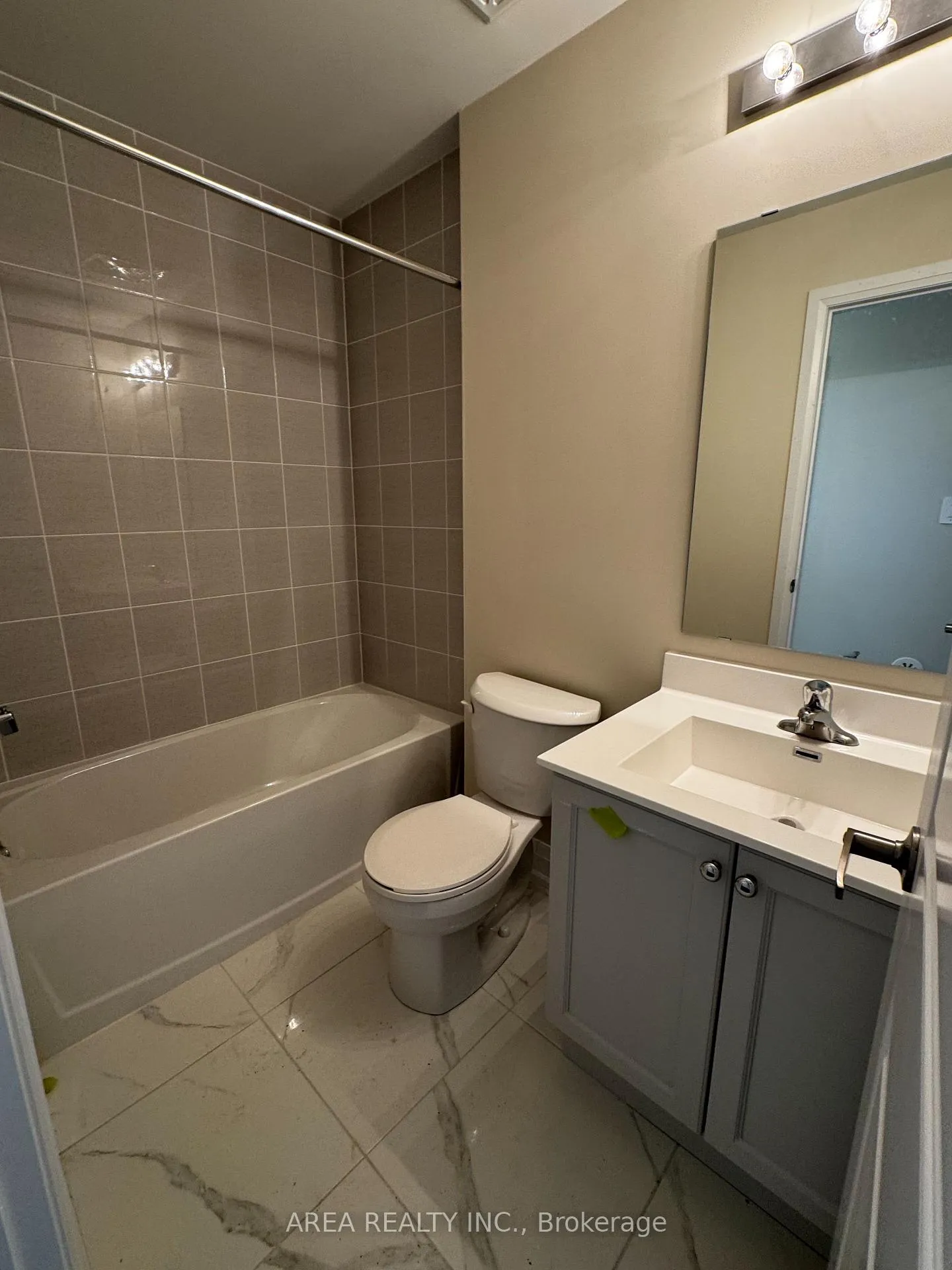 Photo 17 of Unit 125, 1565 Rose Way, Milton, Cobban — HOMEH