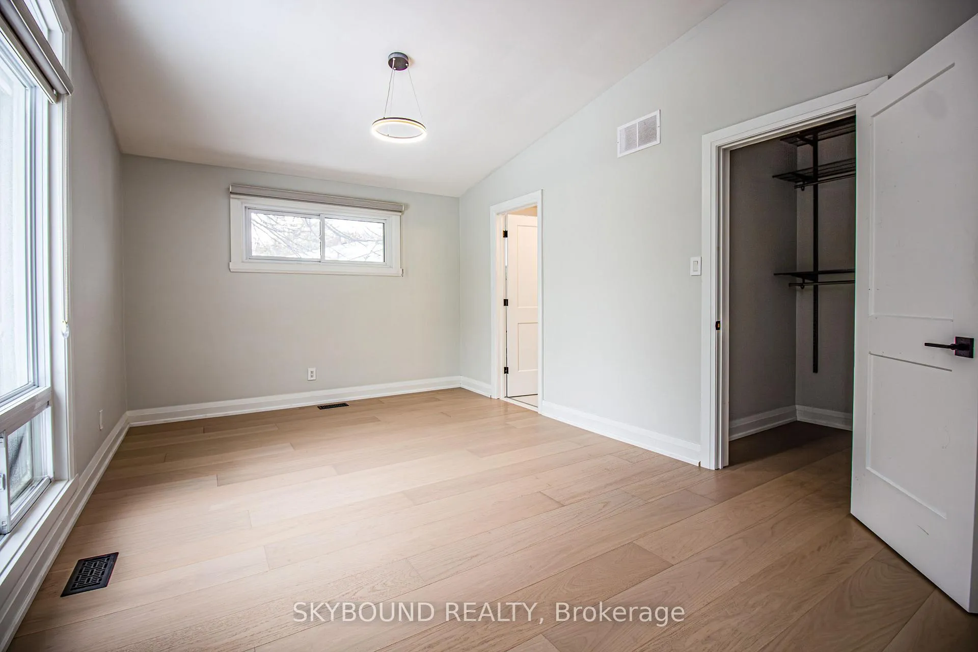 Photo 9 of 5127 Cherryhill Crescent, Burlington, Appleby — HOMEH